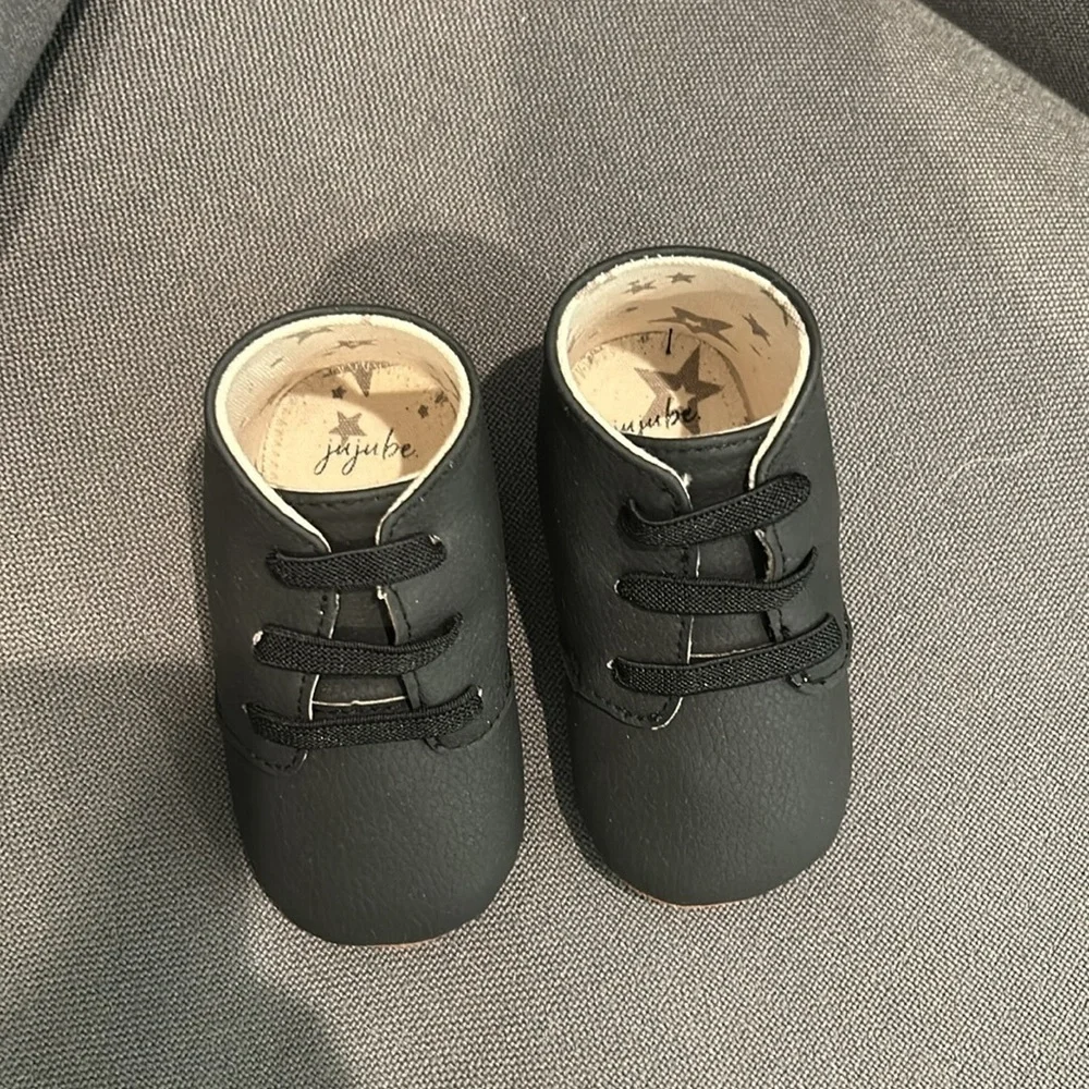 Ju-Ju-Be Chukka Boot Baby Shoes Size 3 Black